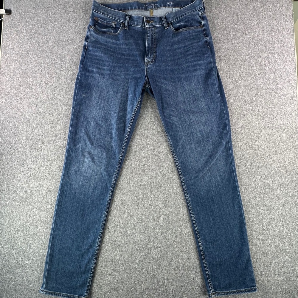 Banana Republic Jeans Mens 36x34 Traveler Slim Fit Blue Stretch Denim